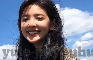 足球目前比分-足球比分背后，一场比赛的无限可能与激情燃烧的瞬间